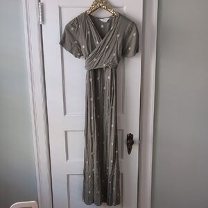 Seraphine 6P Green Maxi Dress